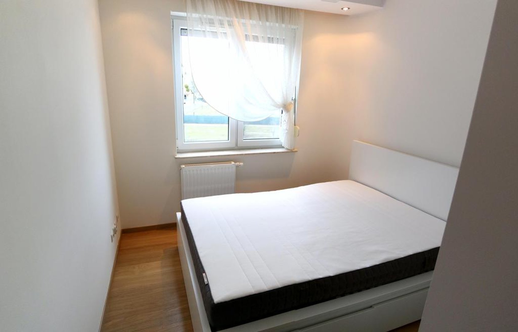 Apartament F&J #12  